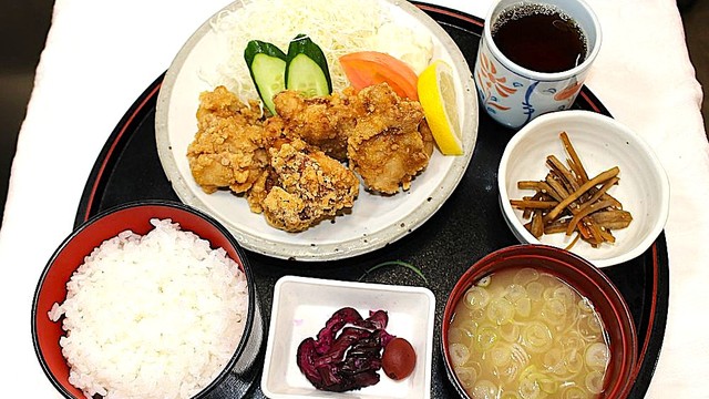 鶏から山賊風唐揚げ定食